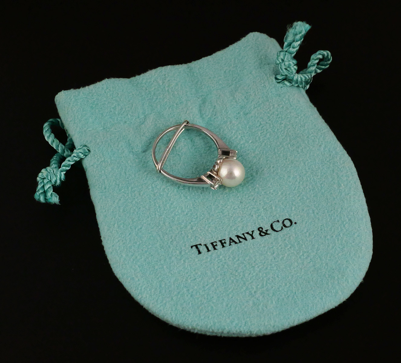 14K Gold Diamond and Pearl Ring