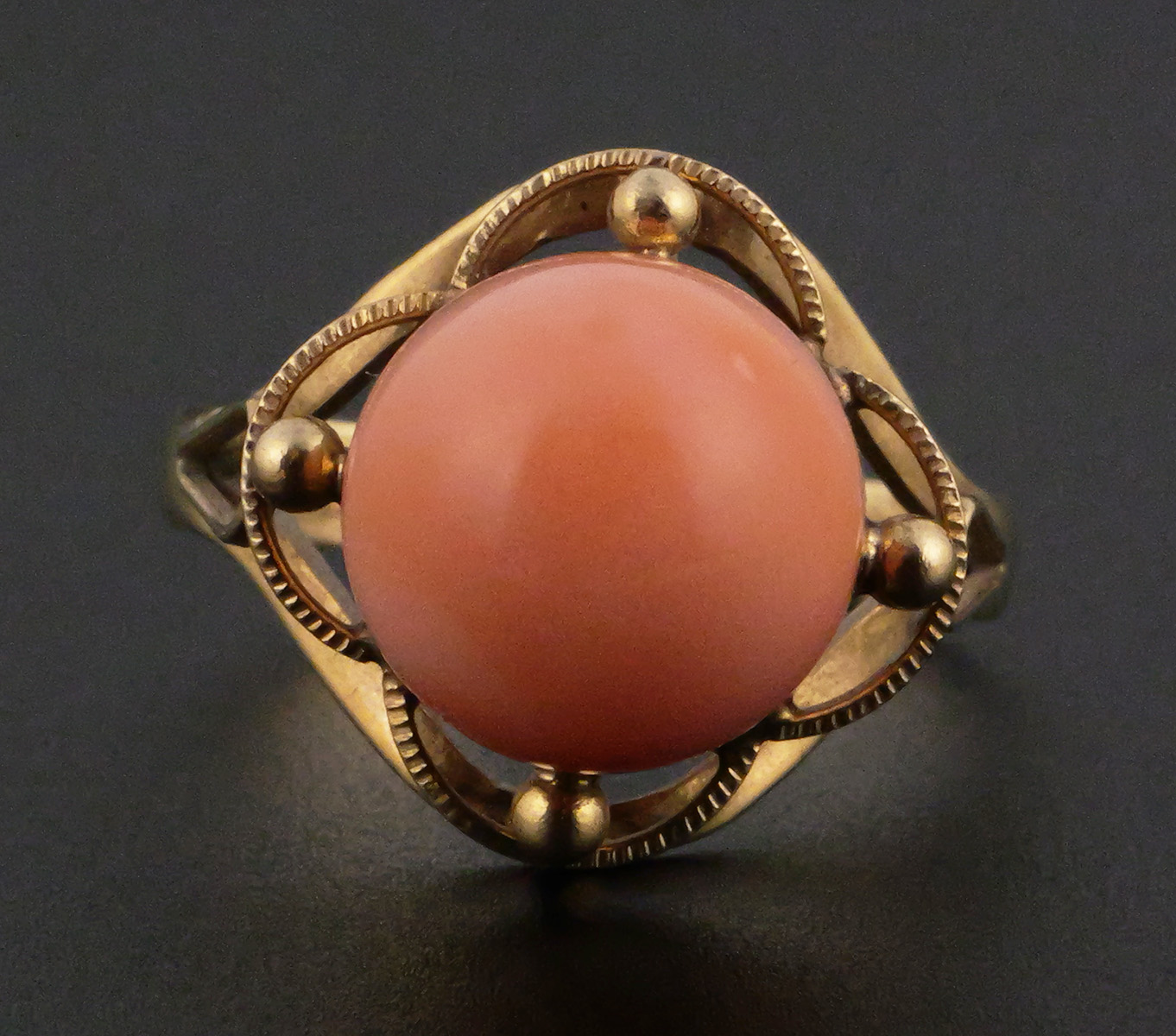 18k Gold Angel Skin Coral Cabochon Ring