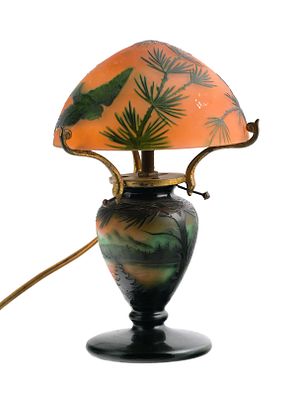 D'Argental French Cameo Glass Table Lamp. Small D'Argental French cameo glass table or desk lamp 