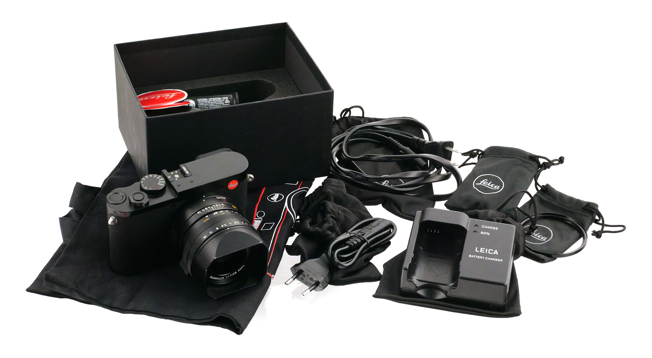 Leica Q2 Camera Original Box Manuals Accessories