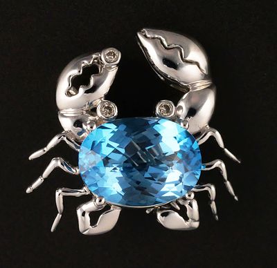 14K White Gold Blue Topaz Diamond Crab Brooch. Whimsical 14K white gold crab brooch featuring a 