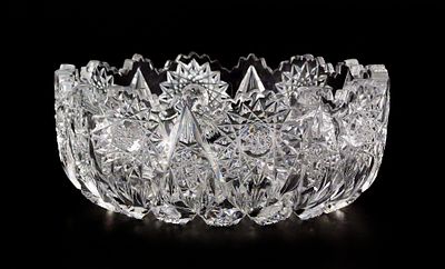 ABCG Libbey Expanding Star Bowl. Antique American Brilliant Period Cut Glass bowl in the 