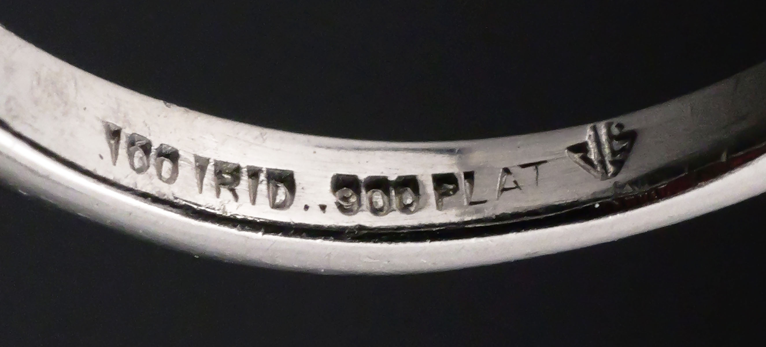 Platinum & Blue Diamond Ring, 5.1g