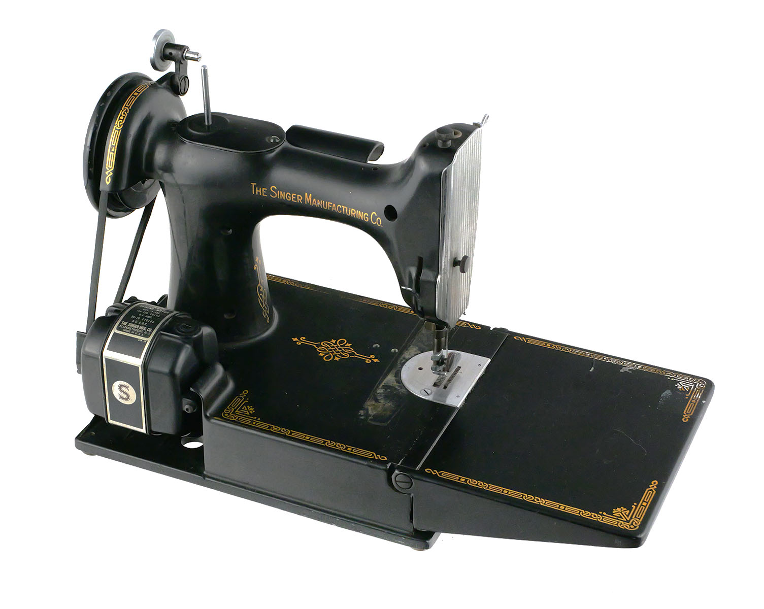 Singer Featherweight 221 Sewing Machine