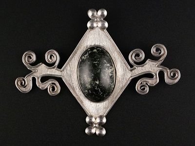 Indigenous Silver and Serpentinite Pendant. Vintage South American Indigenous Handcrafted 
