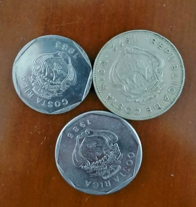 3 COSTA RICA COINS, 1 /5/10 COLON 1972,1983,1985