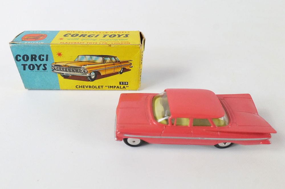 Bodnars Auction | Discover Toys from Every Generation! Diecast, Corgi, Tin Toys, Soldiers, Steiff, Barbie, Robots & More!
