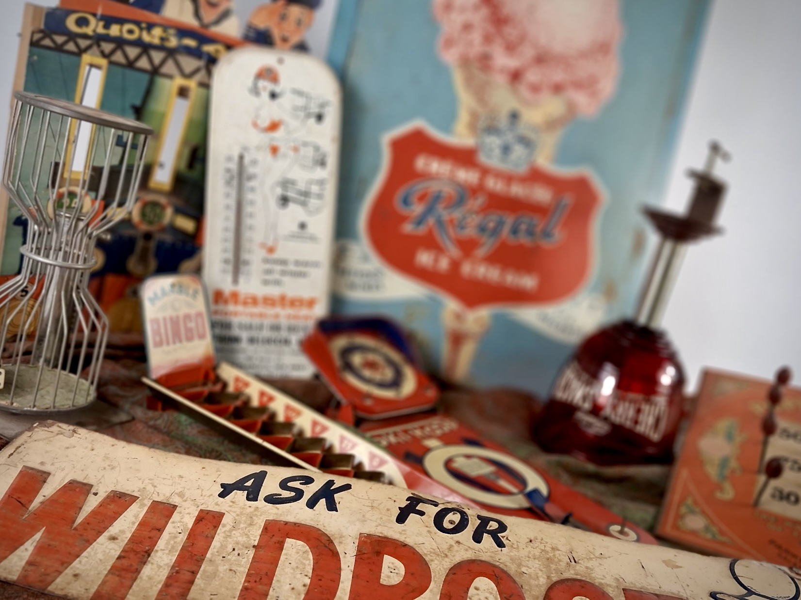Bodnars Auction | Americana Treasures: A Single-Owner Auction of Primitives, Tin Signage, and Vintage Fun