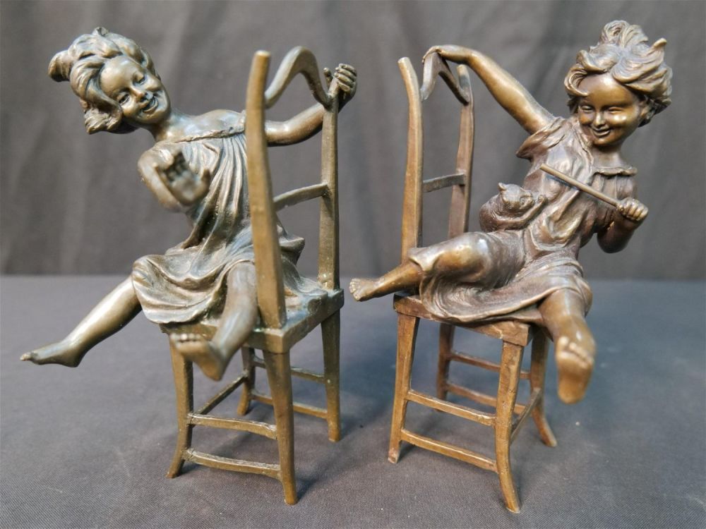 Lot 151: Lot of 2 Bronze Statues