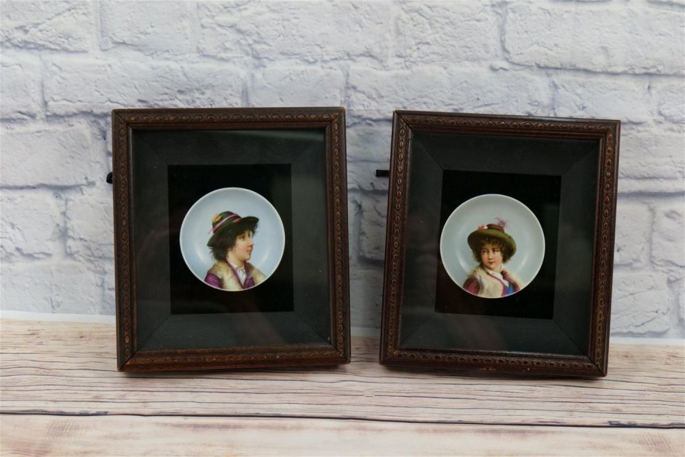Lot 193: Pair of Framed Hand-Painted Porcelain Plates