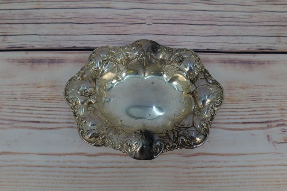 Lot 215: Sterling Silver Bowl