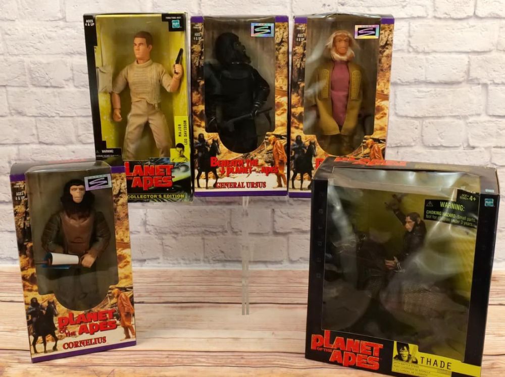 Lot 214: Lot of 5 Planet of the Apes Figures