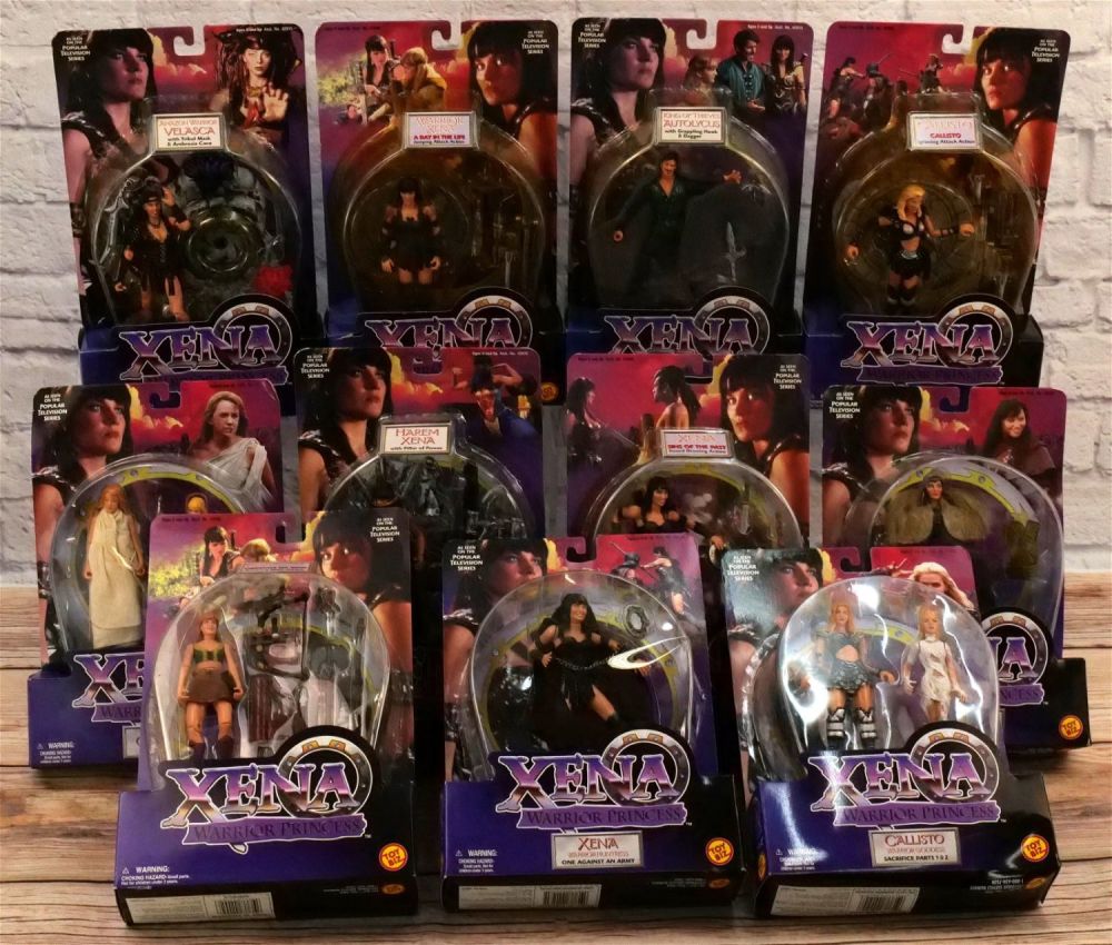 Lot 166: Lot of 12 Xena Action Figures