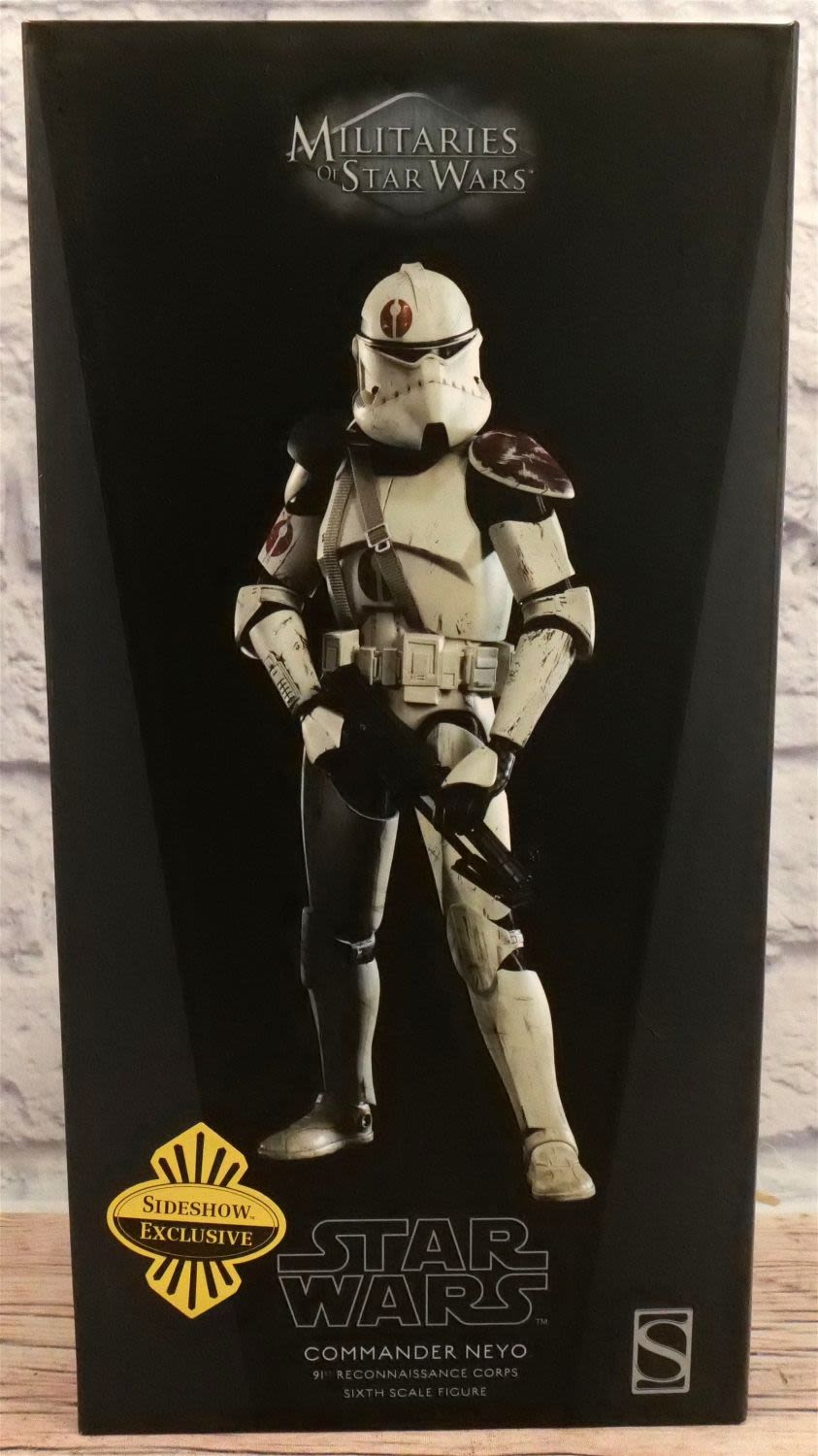 Lot 155: Sideshow Militaries of Star Wars Commander Neyo