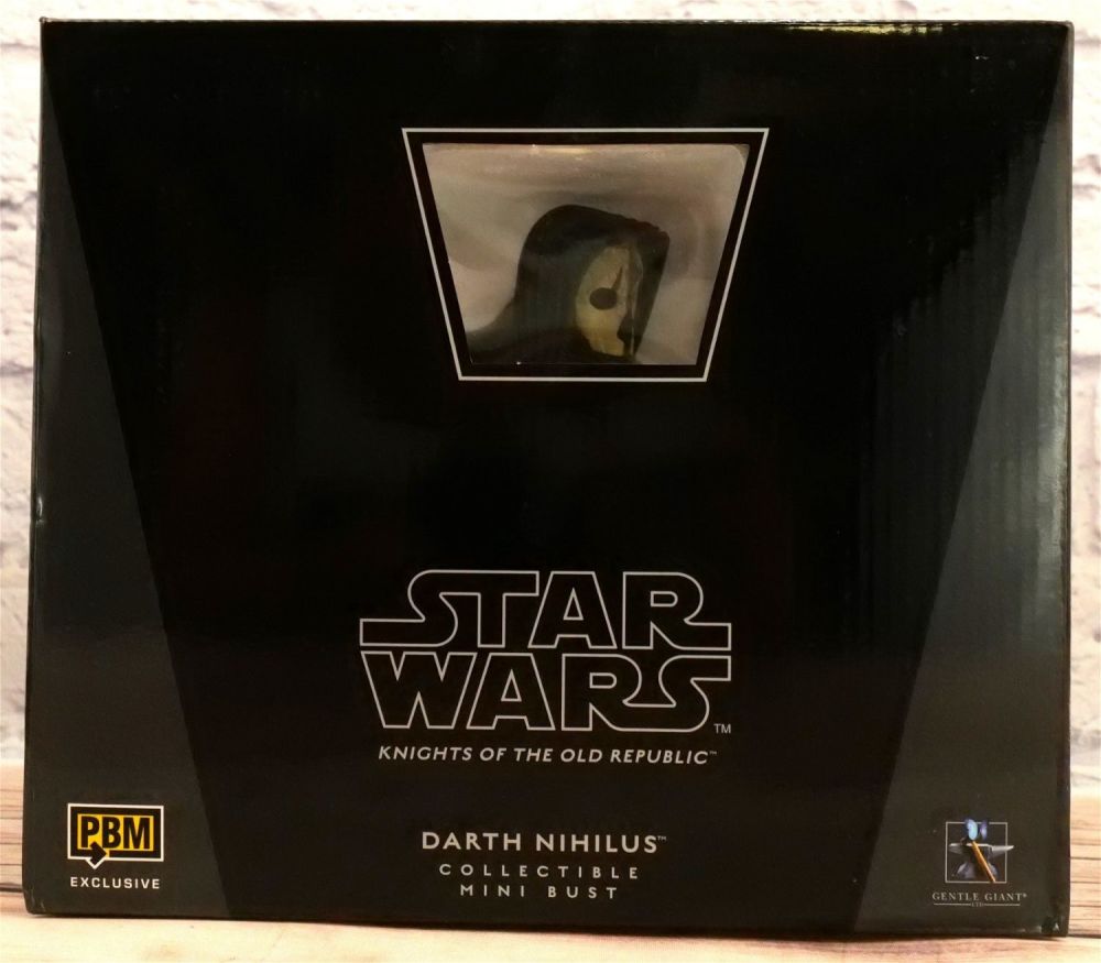 Lot 188: Gentle Giant Darth Nihilus Mini Bust