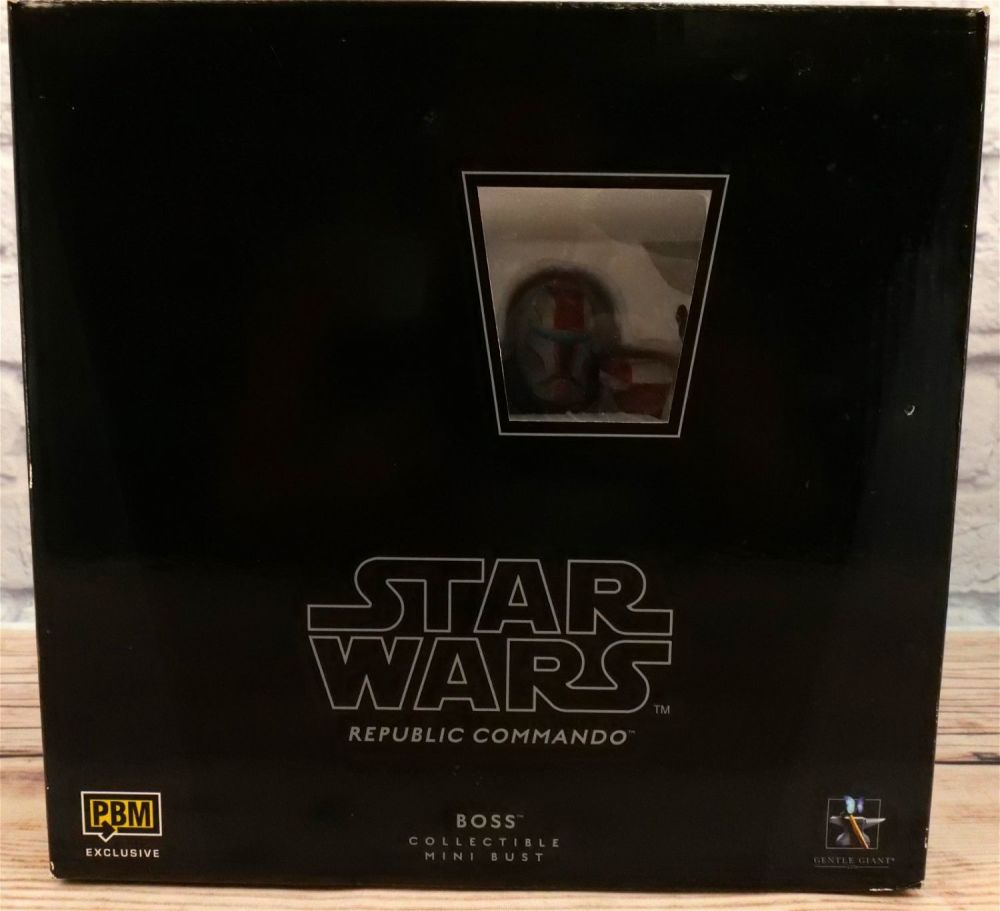 Lot 190: Gentle Giant Boss Mini Bust