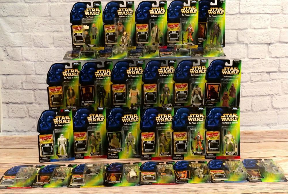 Lot 213: Lot of 30 Star Wars POTF 3.75" Action Figures
