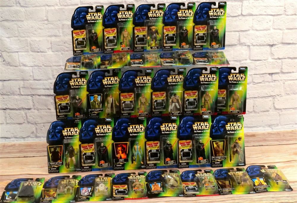 Lot 216: Lot of 30 Star Wars POTF 3.75" Action Figures