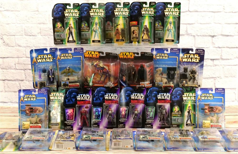 Lot 226: Lot of 28 Star Wars Mixed 3.75" Action Figures