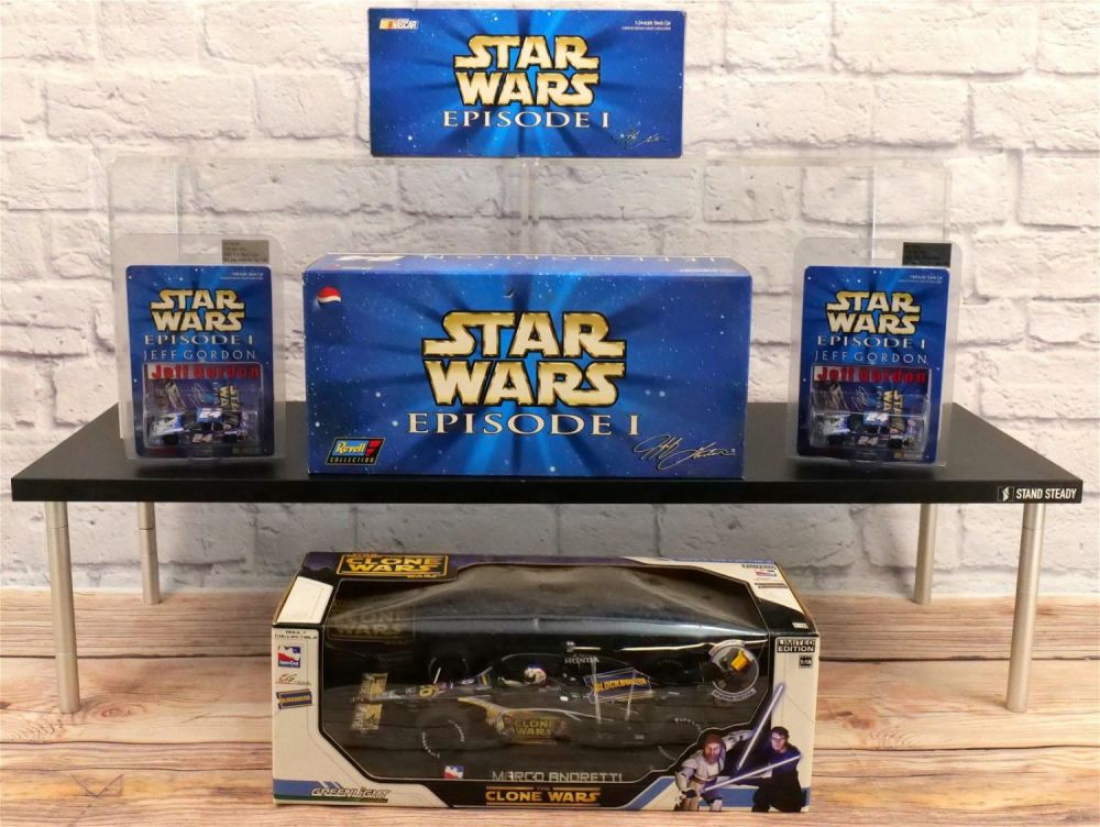 Lot 231: Lot of Star Wars Diecast Cars