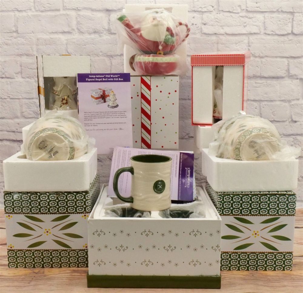 Lot 163: Lot of Temptations Presentable Ovenware and Gifts