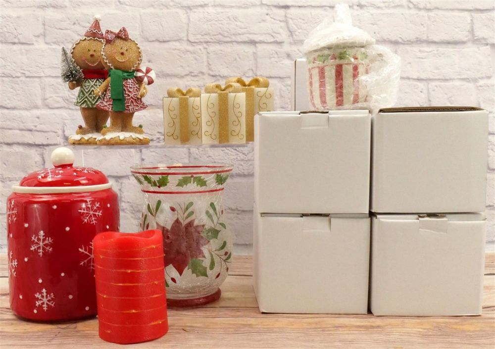 Lot 164: Lot of Christmas Decor and Housewares