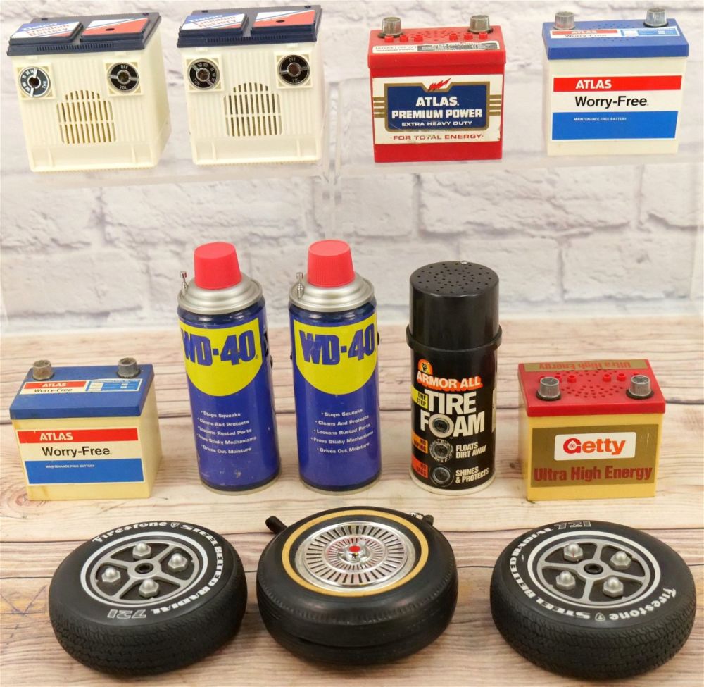 Lot 172: Lot of 12 Vehicle Maintenance Related Novelty Radios