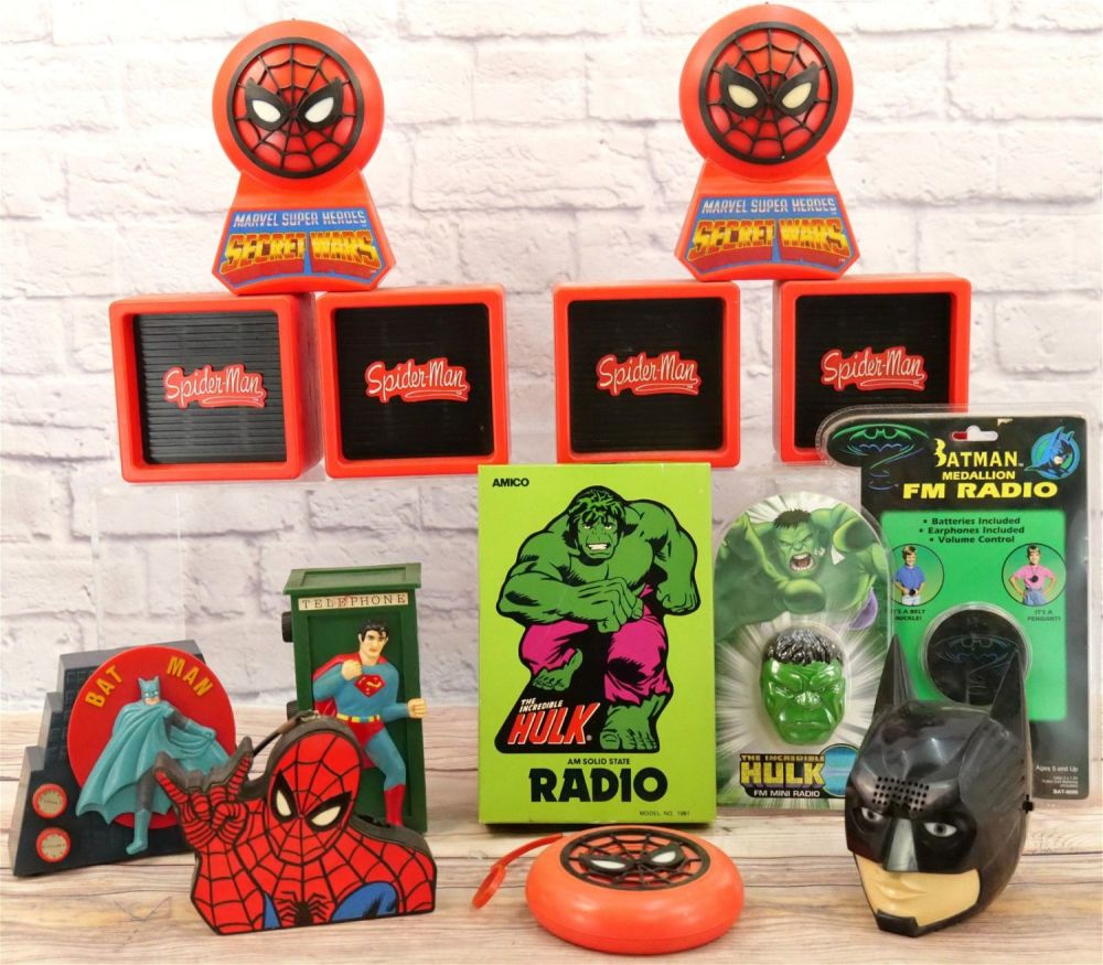Lot 179: Lot of 14 Superhero Novelty Radios