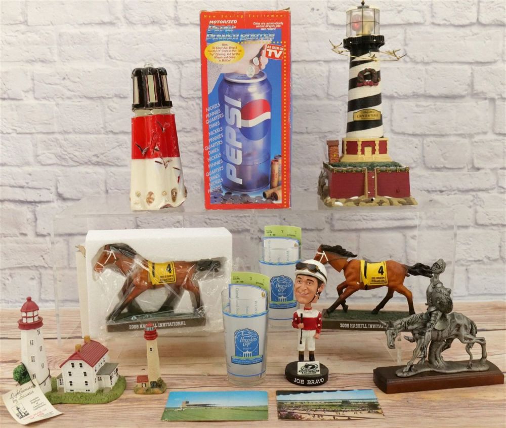 Lot 210: Lot of Mixed Collectibles