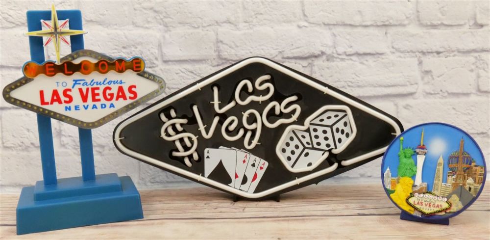 Lot 214: Lot of Las Vegas Items