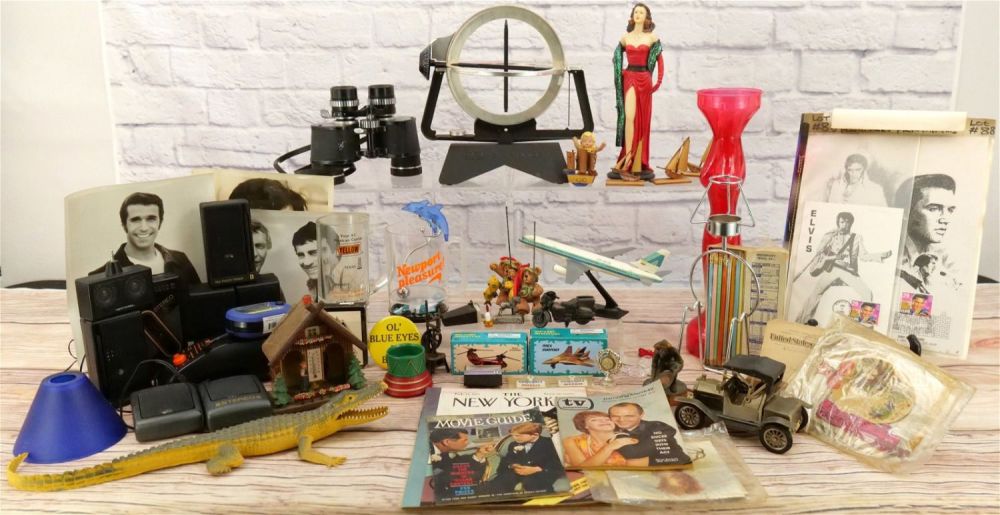 Lot 216: Lot of Mixed Collectibles and Electronics