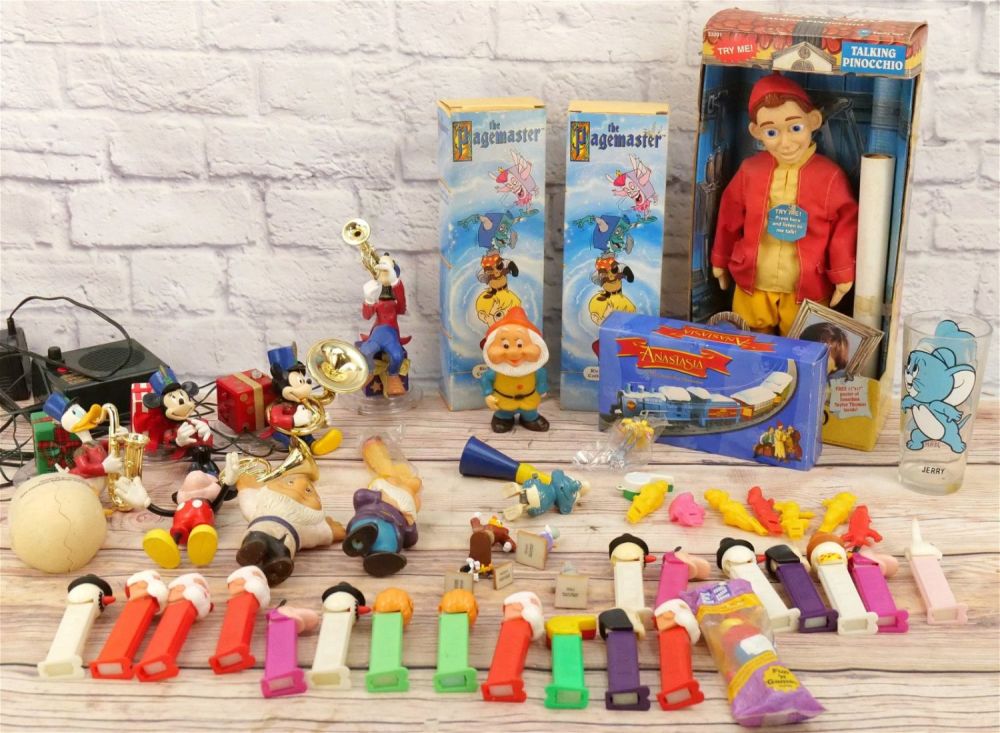 Lot 243: Lot of Mixed Toys