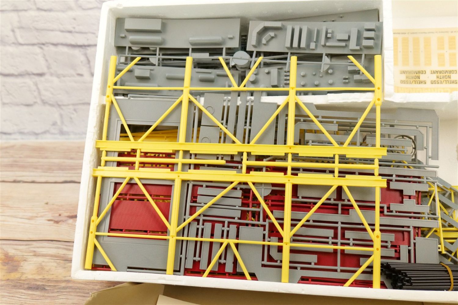 Lot 237 - Revell Shell/Esso