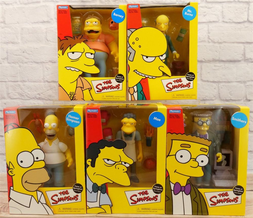 Lot 169: Lot of 5 The Simpsons Faces of Springfield Deluxe Figures