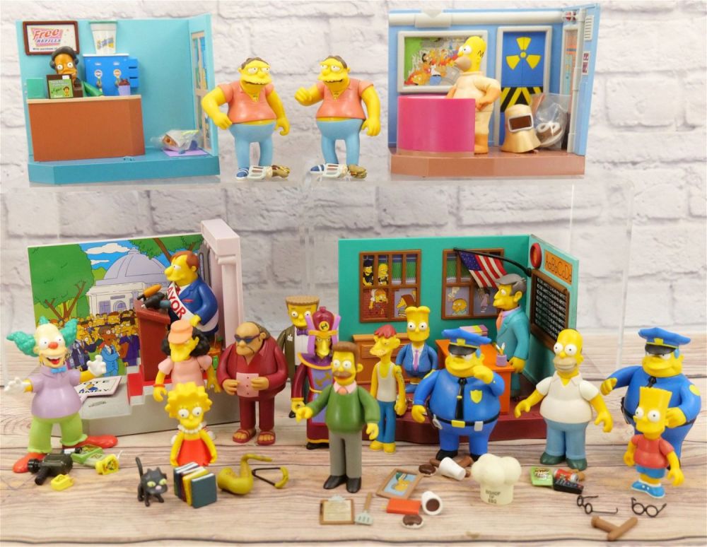 Lot 201: Large Lot of Loose Simpsons Environments and Figures
