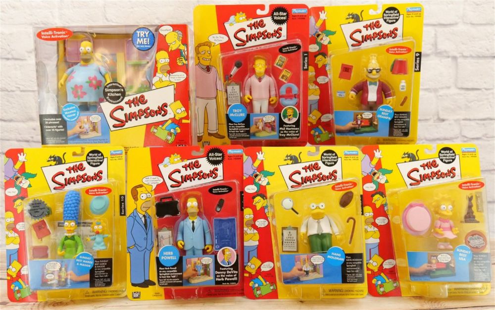 Lot 208: Lot of The Simpsons Playmates Interactive Figures