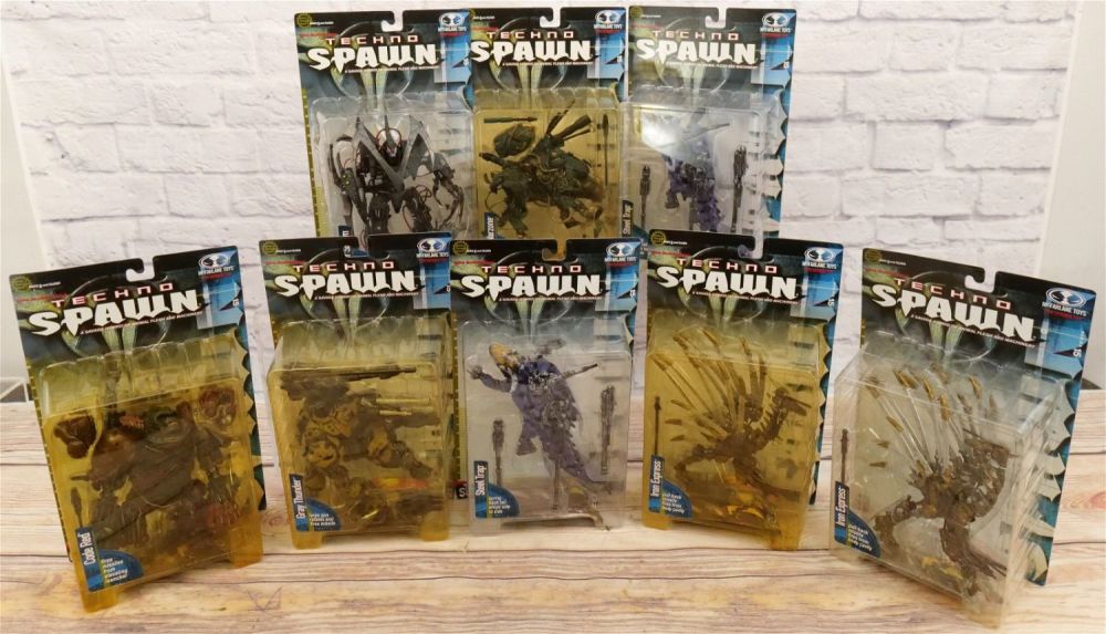 Lot 275: Lot of 8 McFarlane Techno Spawn Action Figures