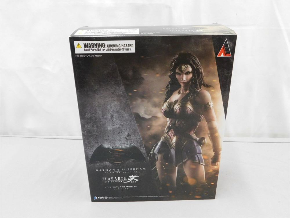 Lot 154: Variant Play Arts Kai Wonder Woman Action Figure