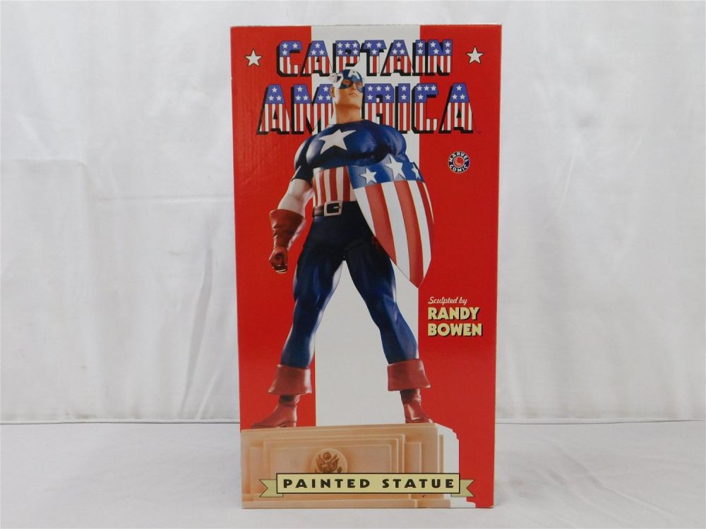 Lot 166: Bowen Designs Marvel Captain America Statue