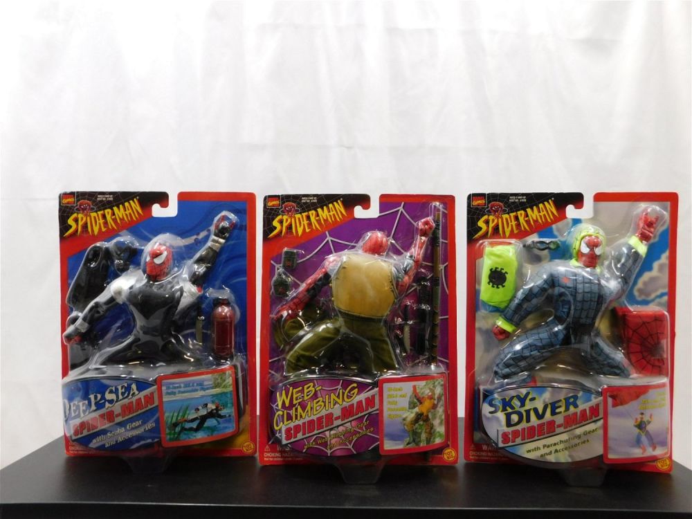 Lot 239: Lot of 3 Spider-Man 10" Figures