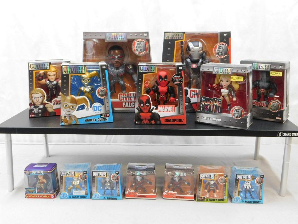 Lot 254: Lot of Diecast Jada Super Hero Metals Figures
