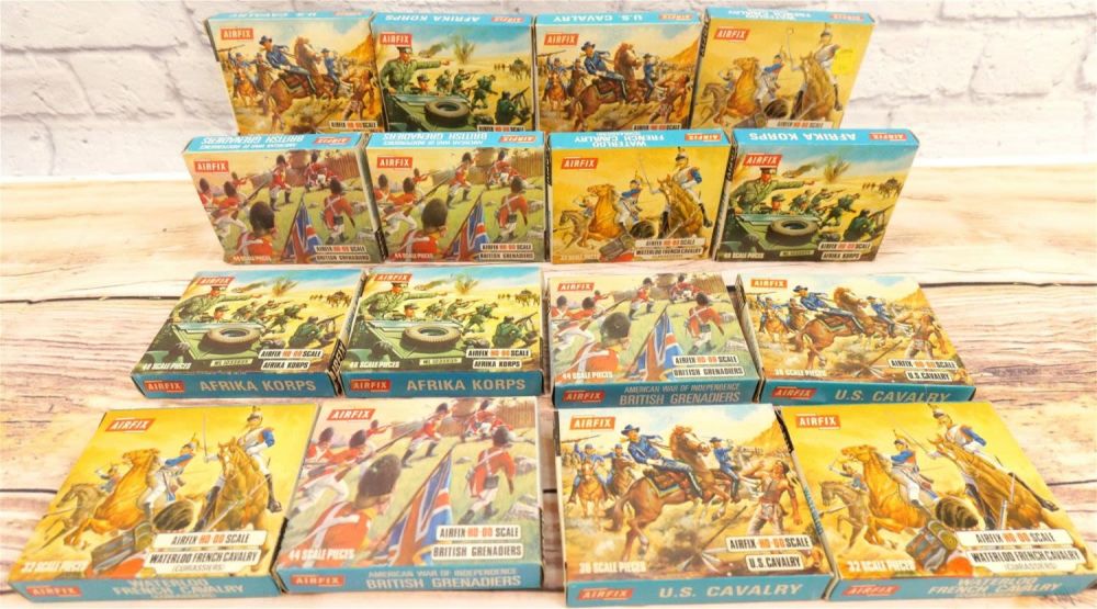 Lot 176: Lot of 16 Airfix Ho/00 Scale Figure Sets