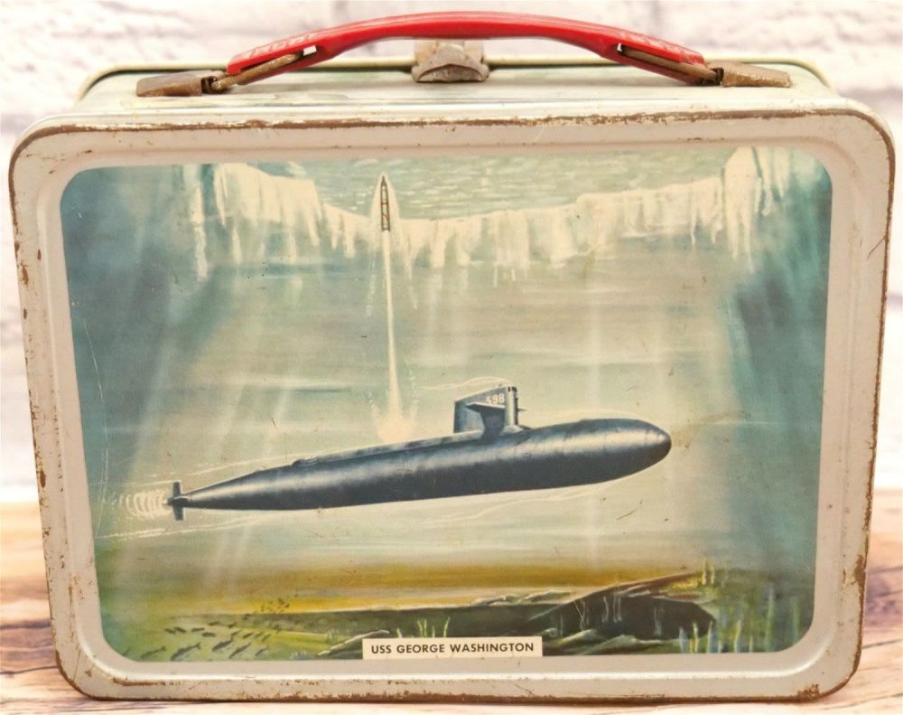 Lot 179: Vintage 1960 US Navy Metal Lunchbox