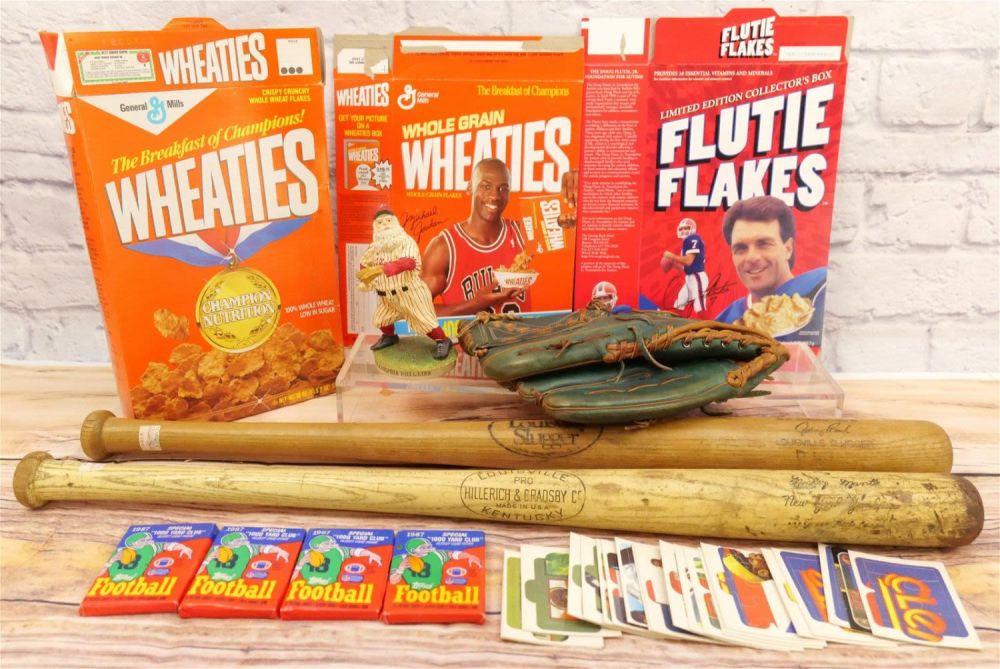Lot 184: Lot of Sports Items