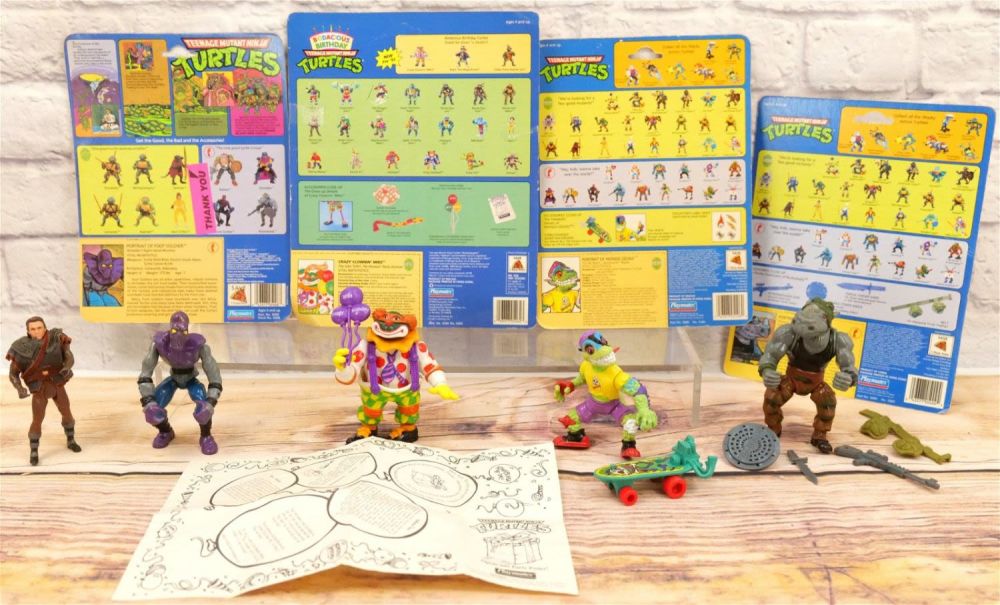 Lot 195: Lot of Vintage Teenage Mutant Ninja Turtles Figures