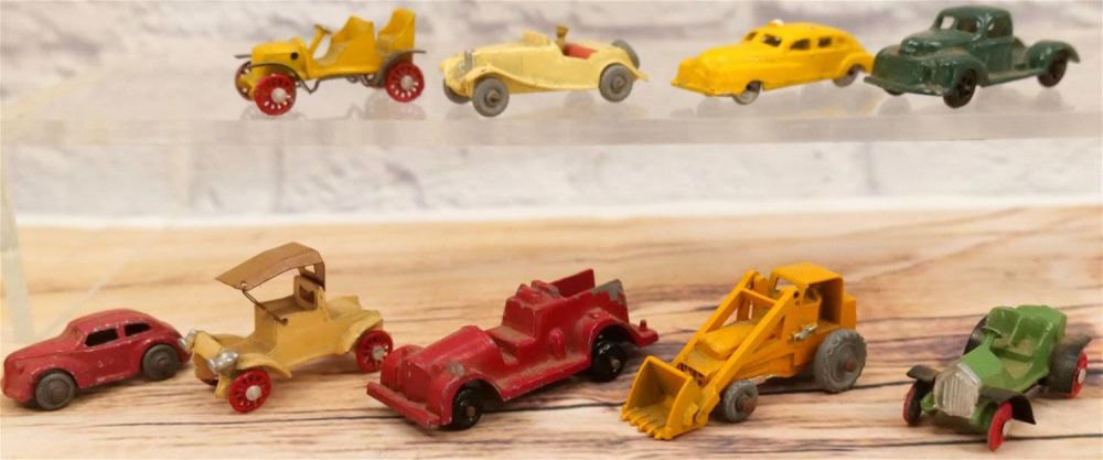 Lot 234: Lot of 9 Vintage Cars including Lesney