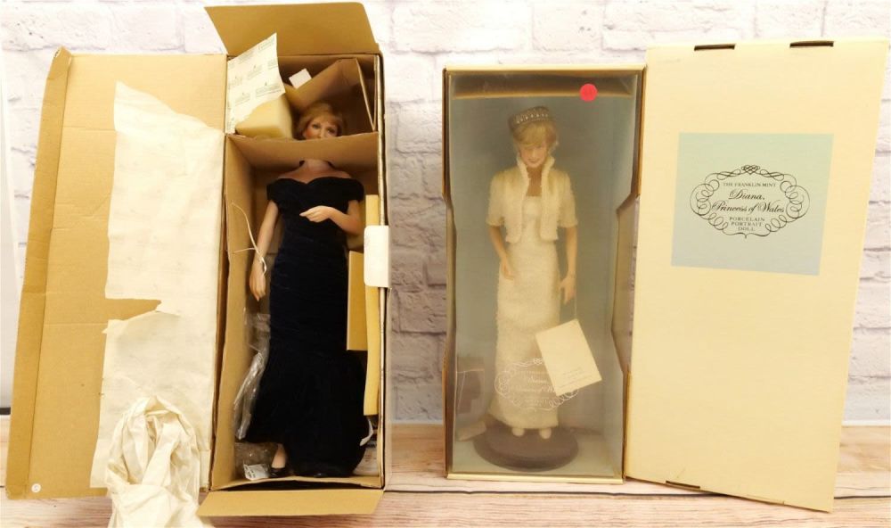 Lot 260: Lot of 2 Princess Diana Dolls