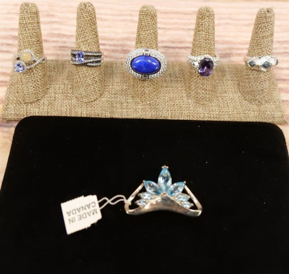 Lot 177: Lot of Sterling Silver Jewelry