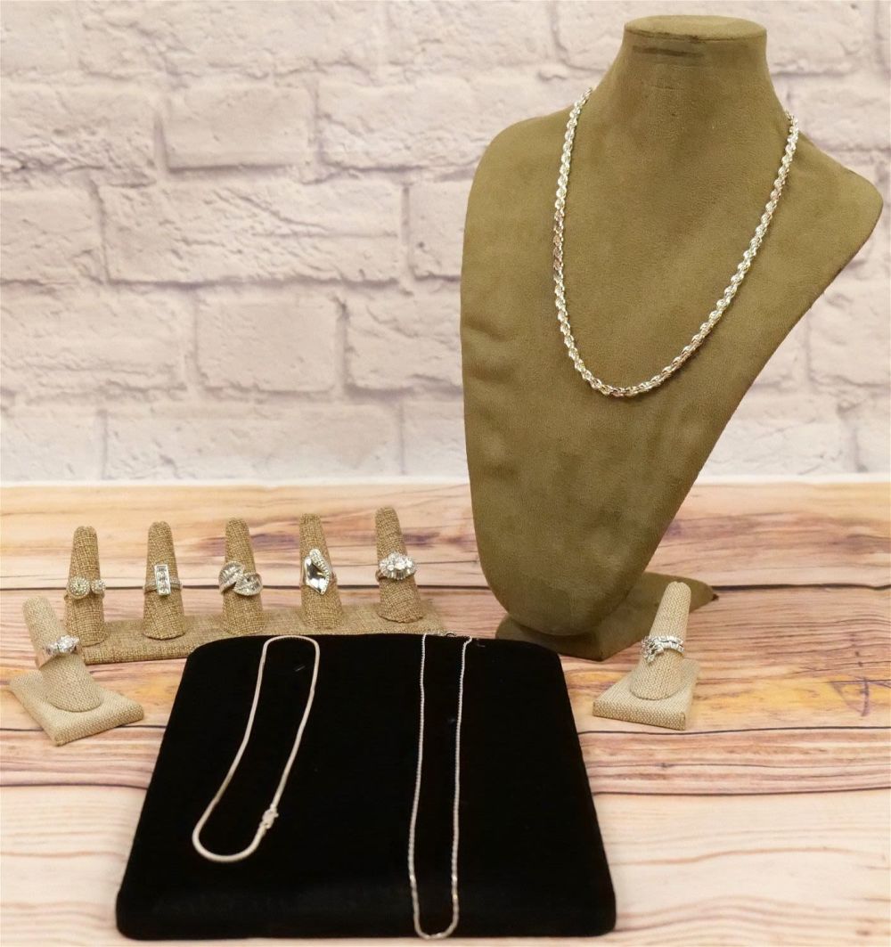 Lot 207: Lot of Sterling Silver Jewelry