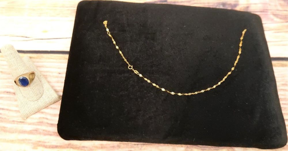 Lot 222: Lot of 10k Scrap Jewelry